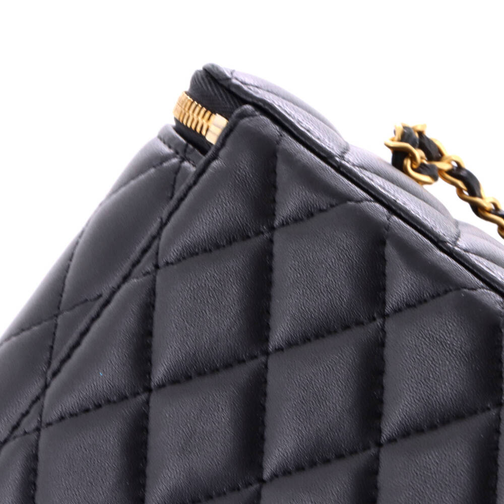 Chanel Small Coco de Toi Heart Vanity Case with Chain Quilted Lambskin - Picture 6 of 7